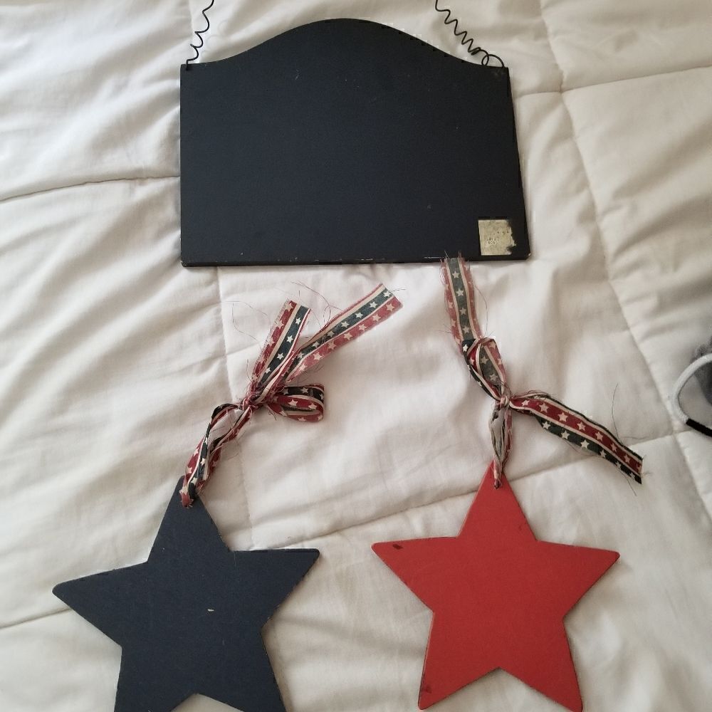Americana decor bundle  - Picture 4 of 4